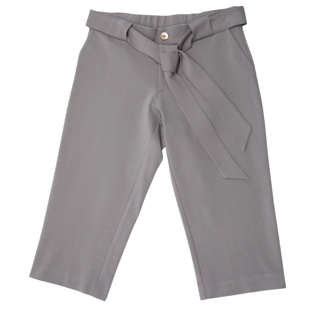 Inclusive Tie-Waisted Pants for Women with Dwarfism