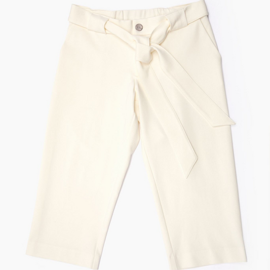 Inclusive Tie-Waisted Pants for Women with Dwarfism